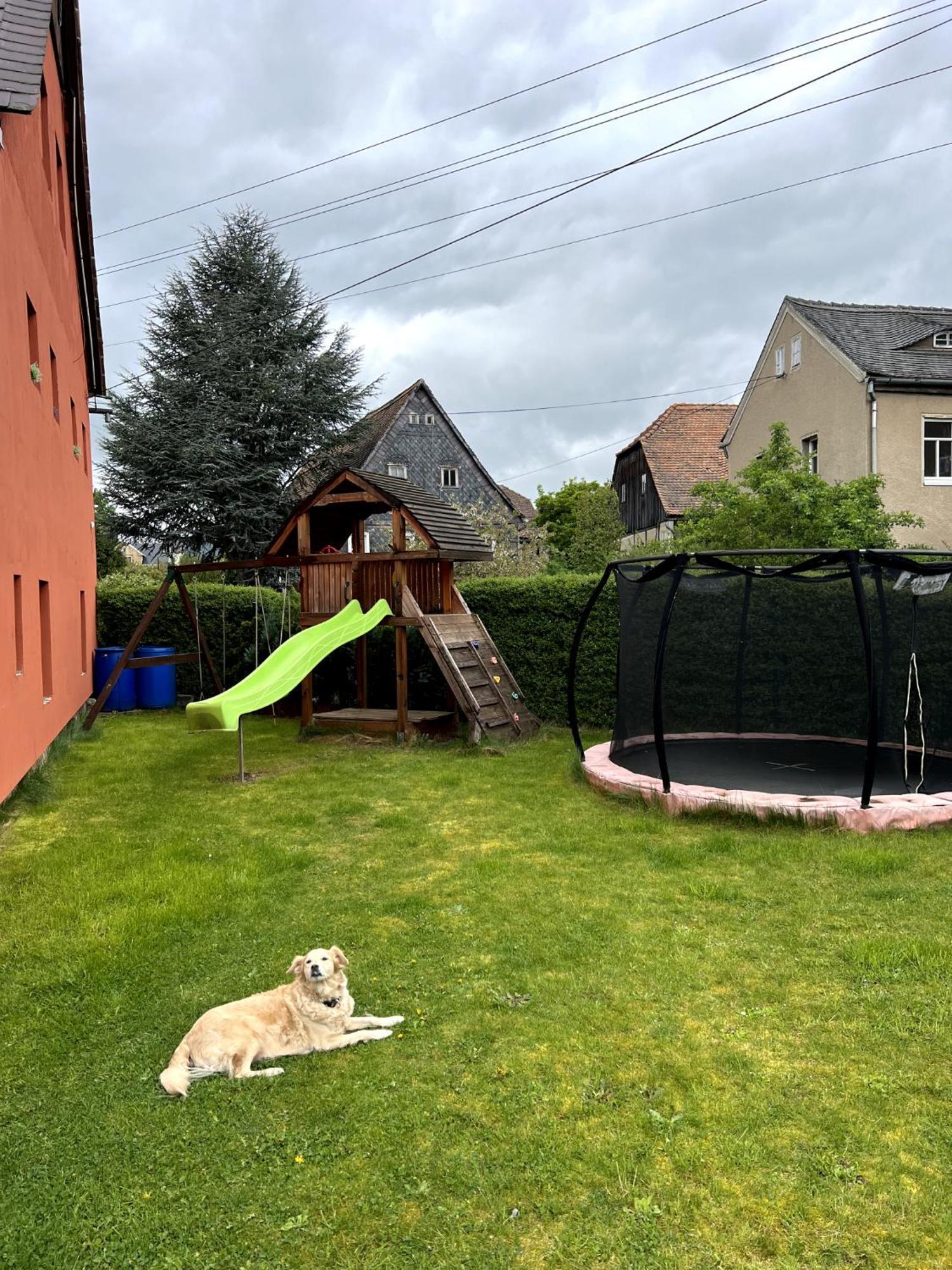 Haus Mit Pool Villa *