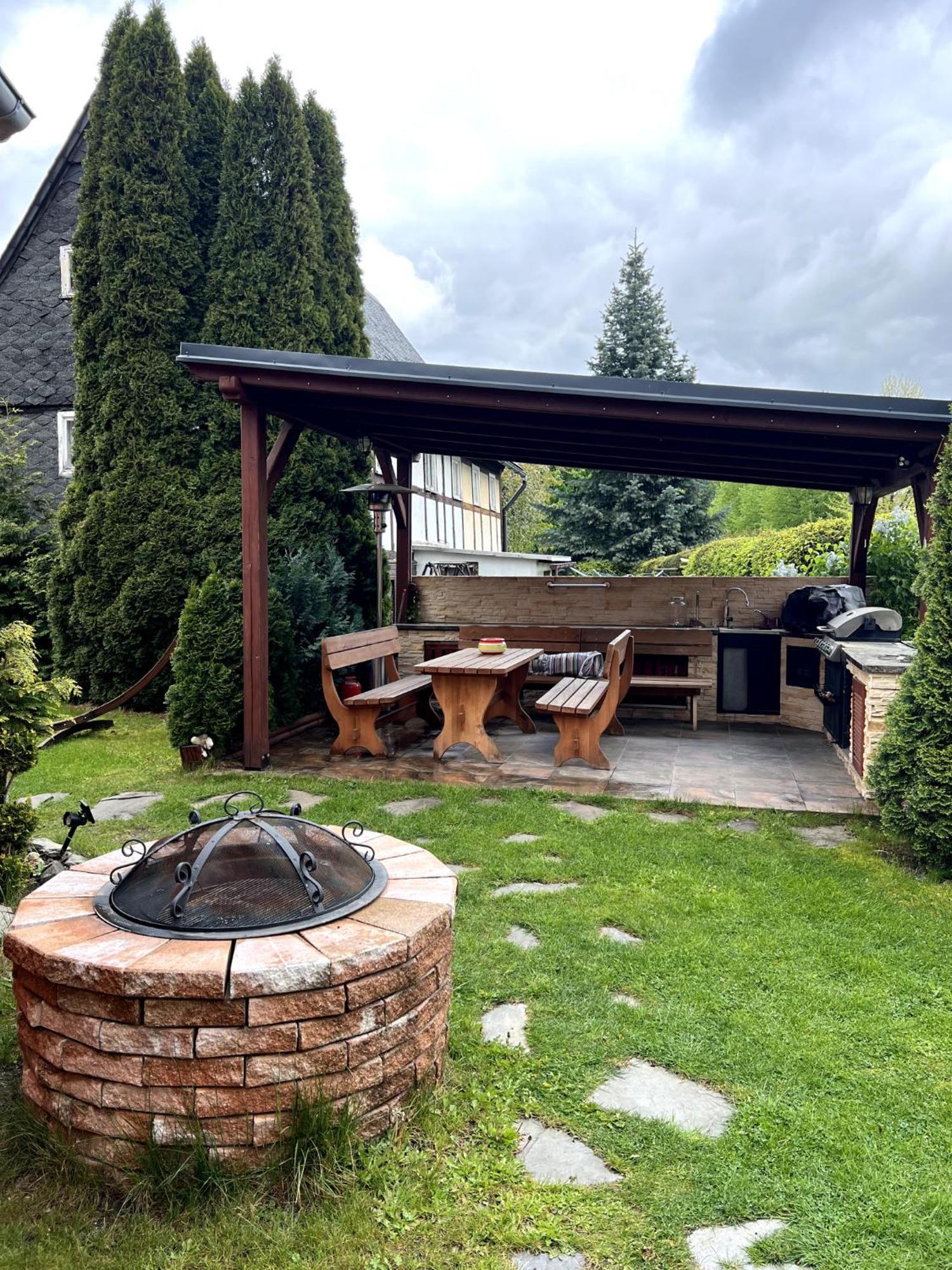Haus Mit Pool Villa *